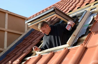Pose de fenêtres de toit Velux à Sours